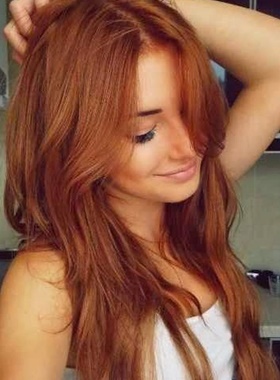 Fryzury ślubne rude włosy