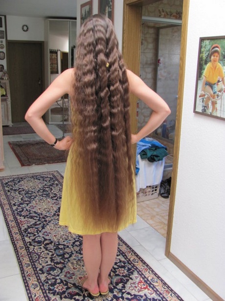 Fryzury z bardzo długich włosów