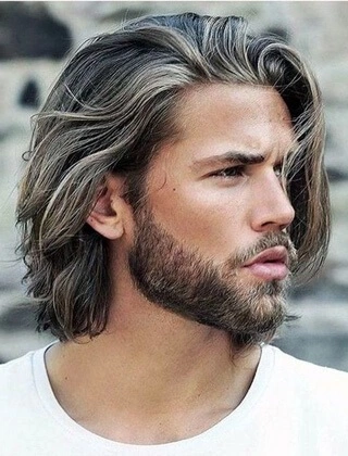 Męskie fryzury z długimi włosami