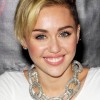 Miley cyrus fryzura